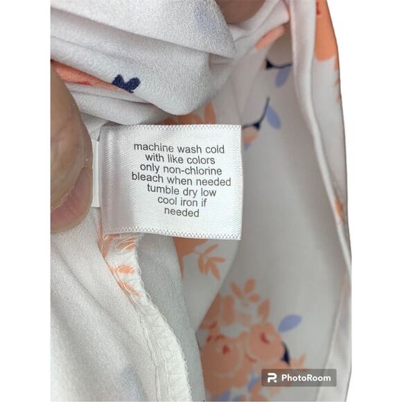 Lane Bryant Split Neck Bell Sleeve Floral Tunic - Picture 5 of 8